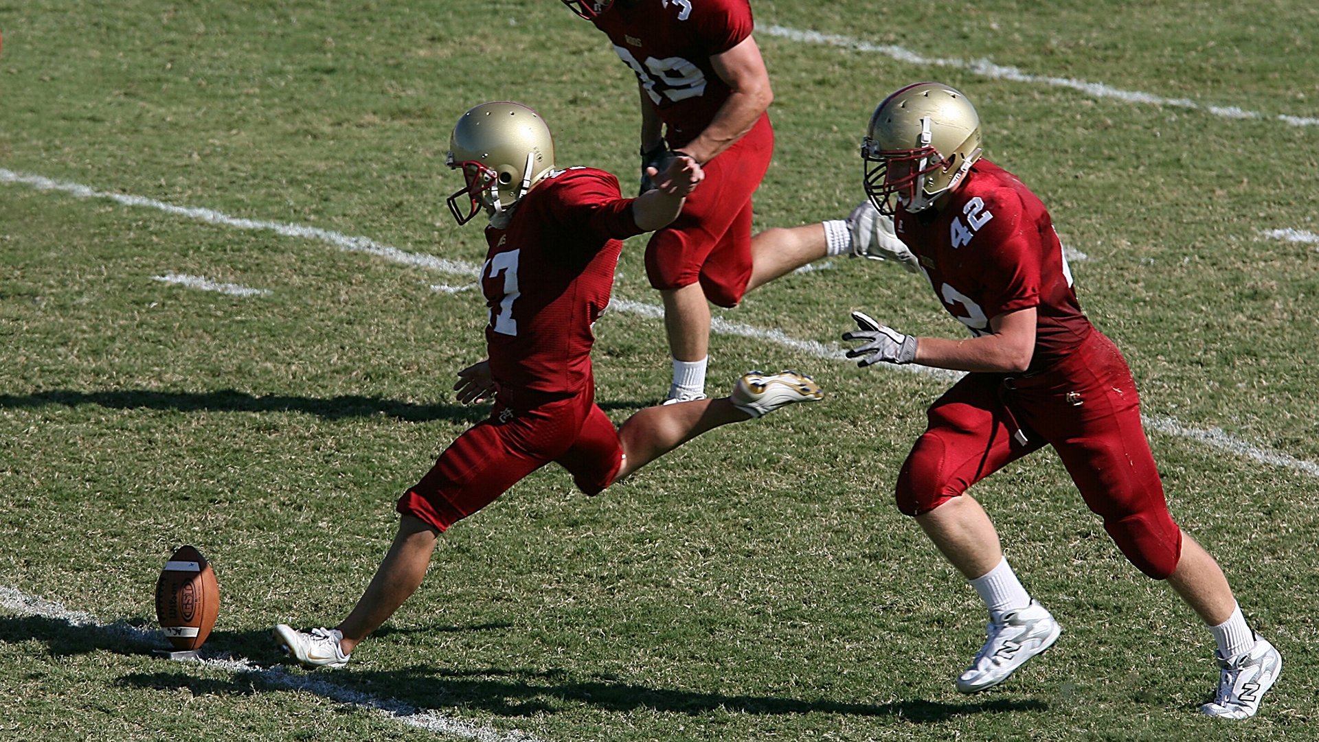未来足球场馆实现全场智能安防,确保赛事安全顺利进行,足球场管理系统